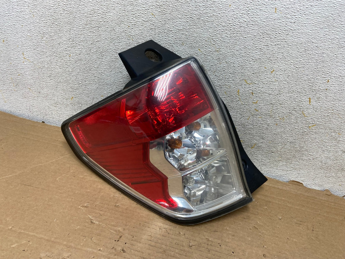 2009 - 2013 Subaru Forester Left Driver Lh Side Tail Light AH8550 LK0