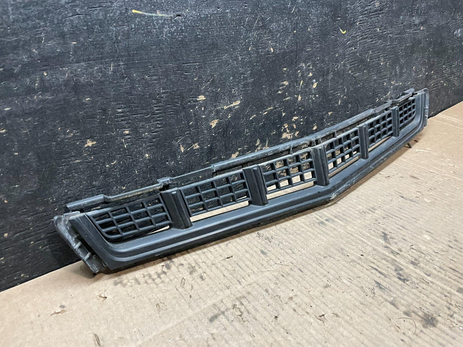 2012 to 2014 Cadillac CTS Front Lower Grill Grille OEM Y1293 DG1