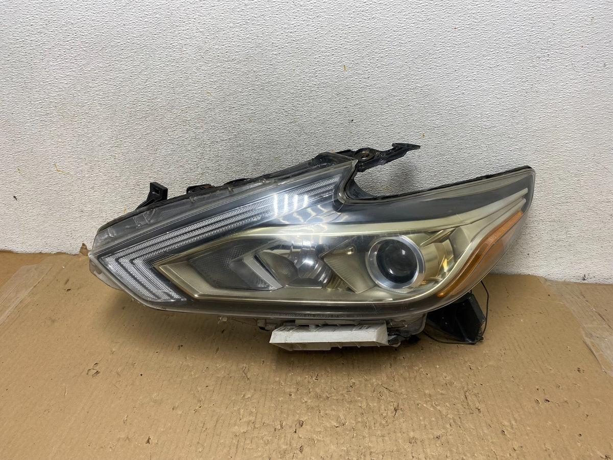 2016 - 2018 Nissan Altima Left Driver LH Halogen Headlight AH2856 DW0