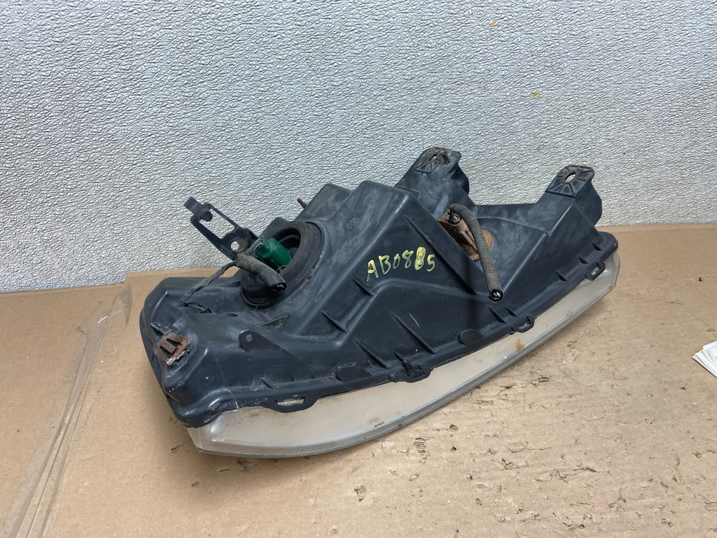 2004 to 2008 Ford F-150 F150 Left Driver LH Halogen Headlight Oem AB0885 DW8