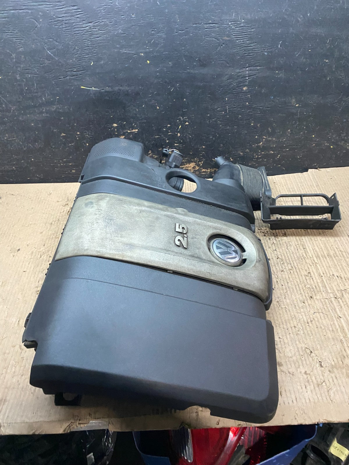 2005 - 2008 Volkswagen Jetta Beetle 2.5L Passat Engine Cover 07k129601G V4255 DG3