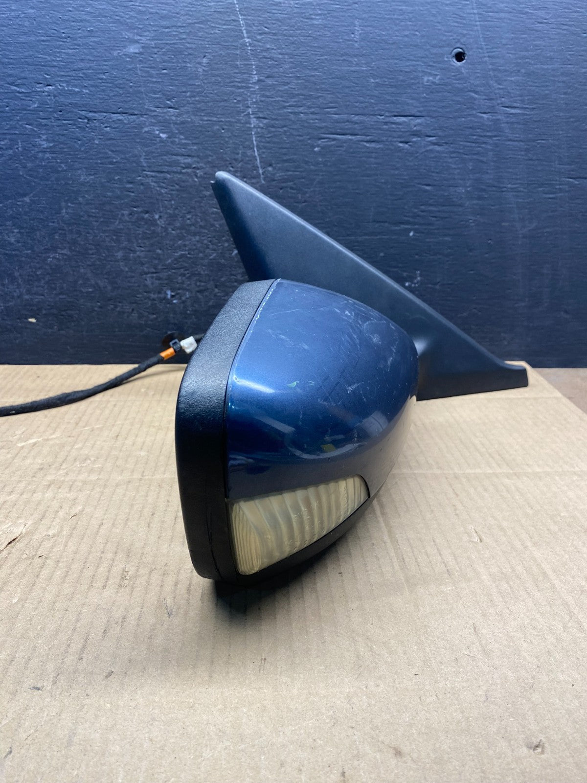 2004-2006 Volvo S40 Right Passenger Side Turn Signal View Door Mirror AD4918 DW10