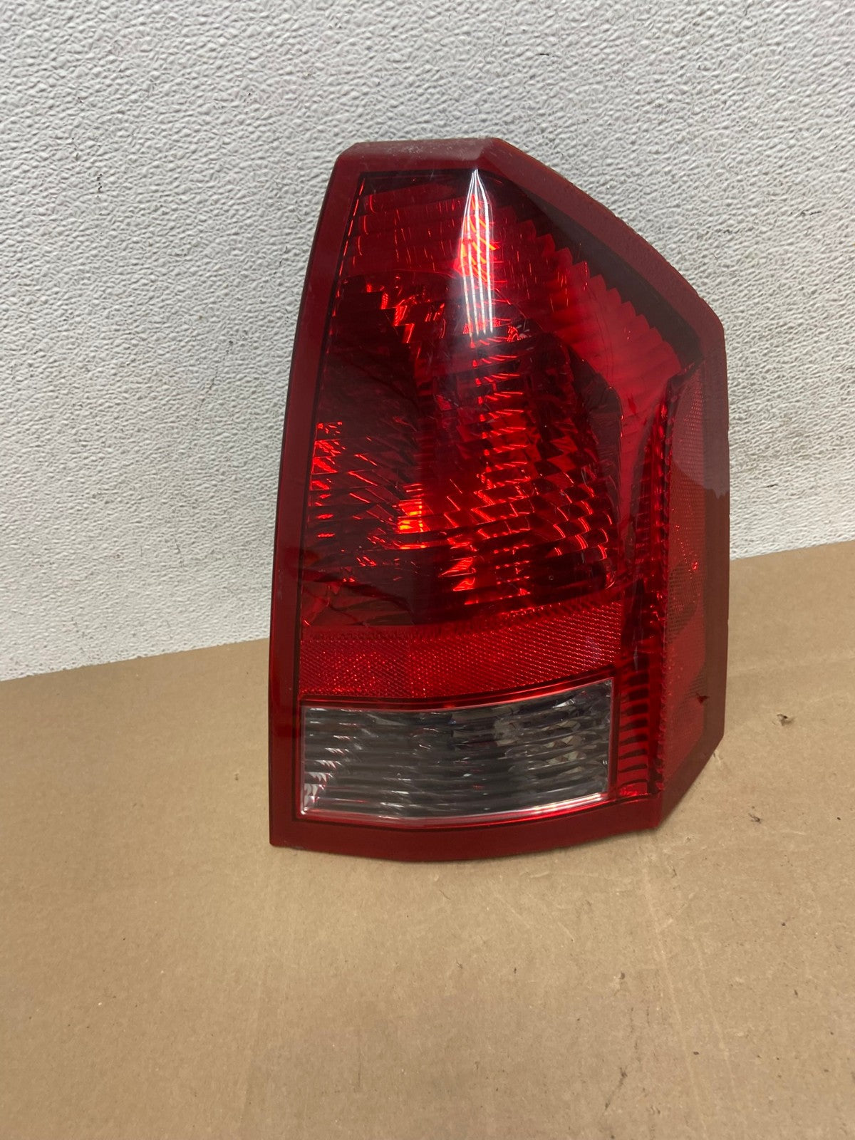 2005 2006 2007 Chrysler 300 Right Passenger Rh Side Tail Light AE4926 LK0