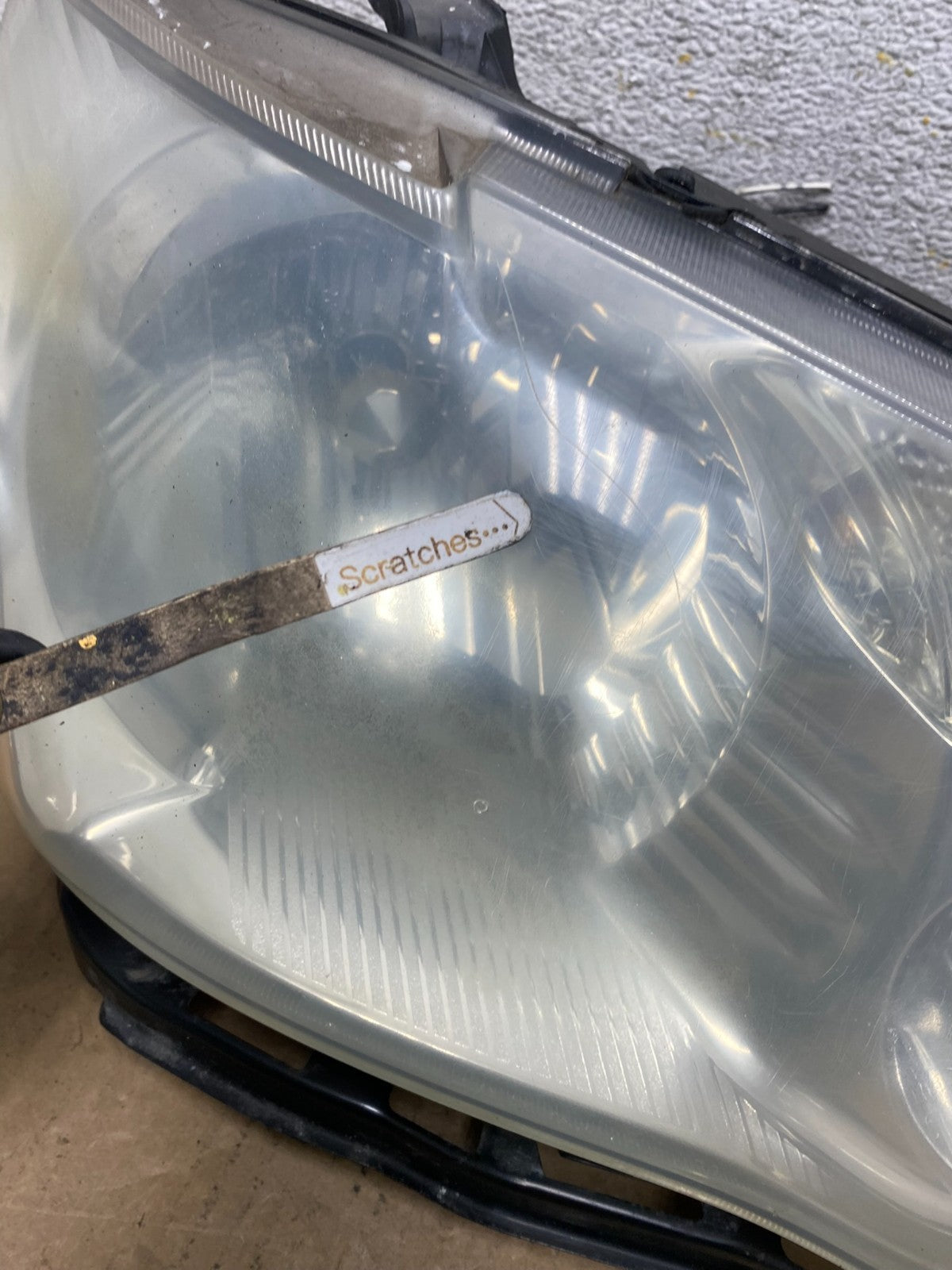 2005 2006 2007 Toyota Avalon Right Passenger RH Halogen Headlight AI3400 DW3