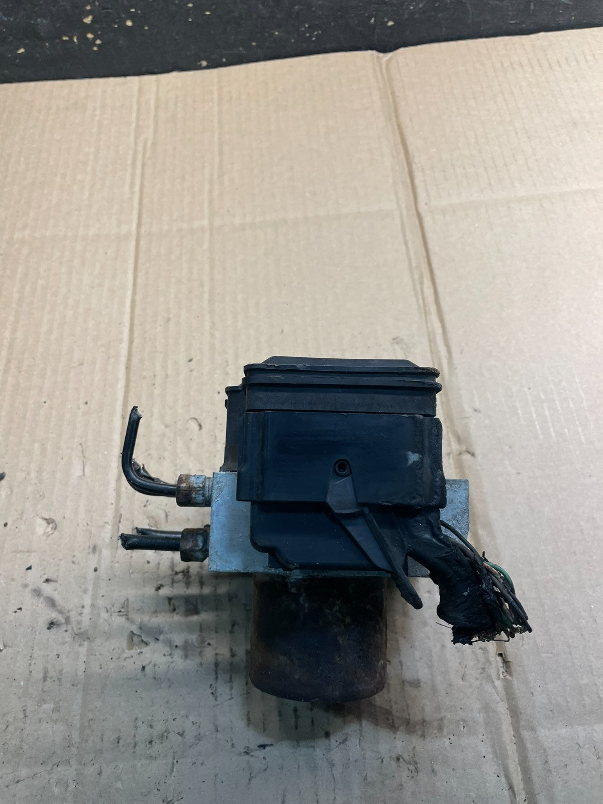 2013 Ford F250 F350 Super Duty ABS Anti Lock Brake Pump Module X1007 DG1