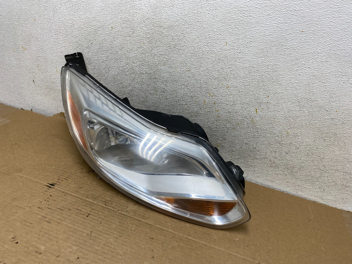 2012 2013 2014 Ford Focus Right Passenger Rh Side Headlight AH7916 DW2