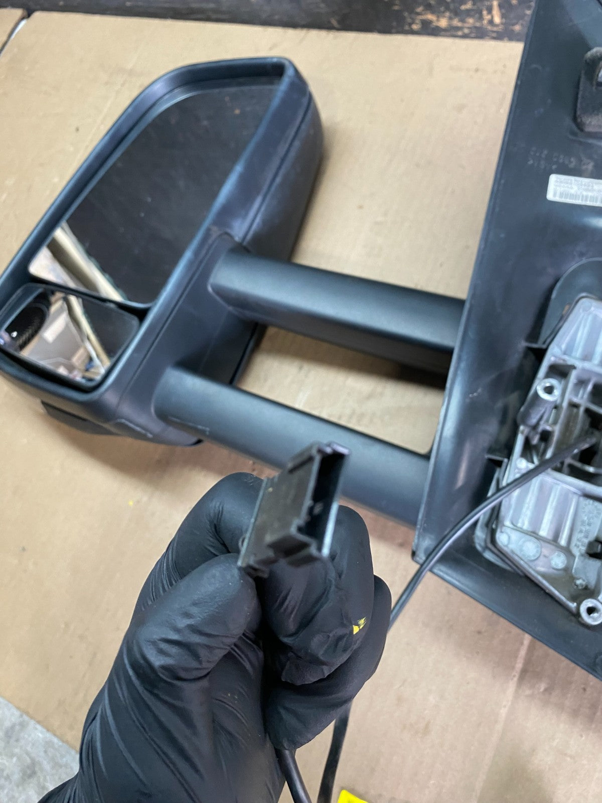 2007 to 2018 Mercedes-Benz Sprinter Left Driver Side View Door Mirror Q5402 DG5