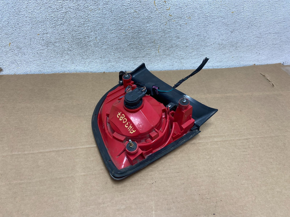 2008 - 2012 Chevrolet Malibu Right Passenger RH Side Tail Light AH3087 DW5