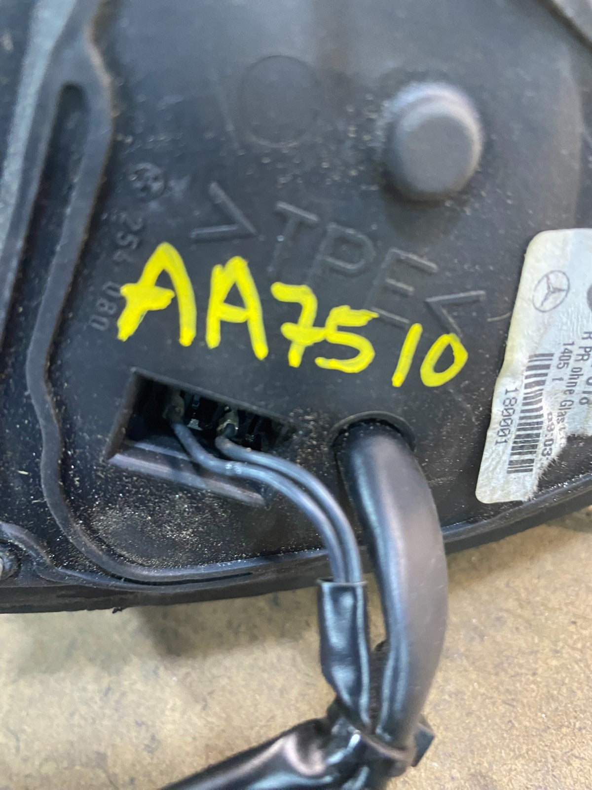 2003 to 2006 Mercedes S Class Right Passenger RH Side View Mirror OEM  aa7510 DG12