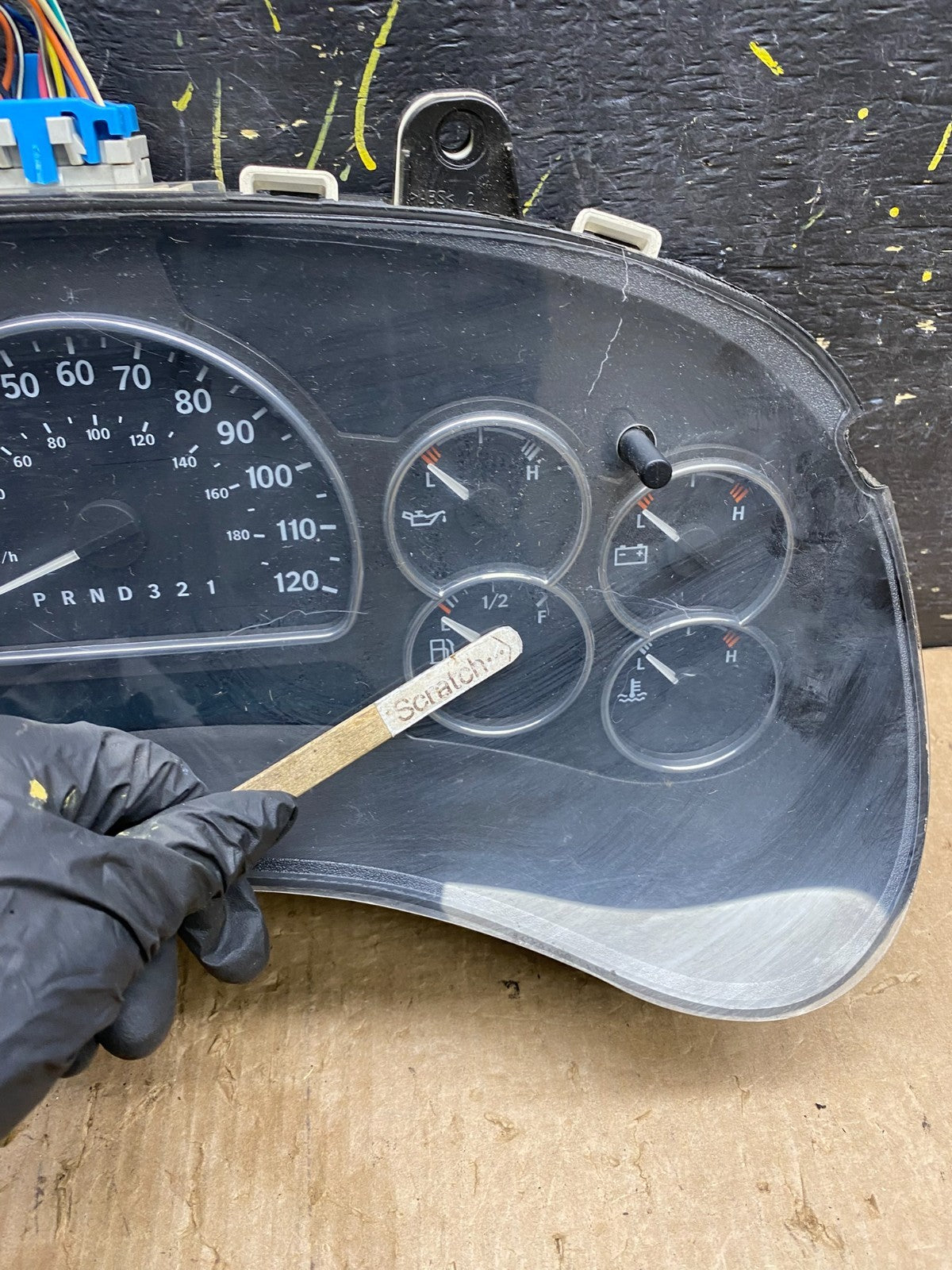 2009 Saab 9-7X  Gauge Speedometer Cluster z9901  DG1