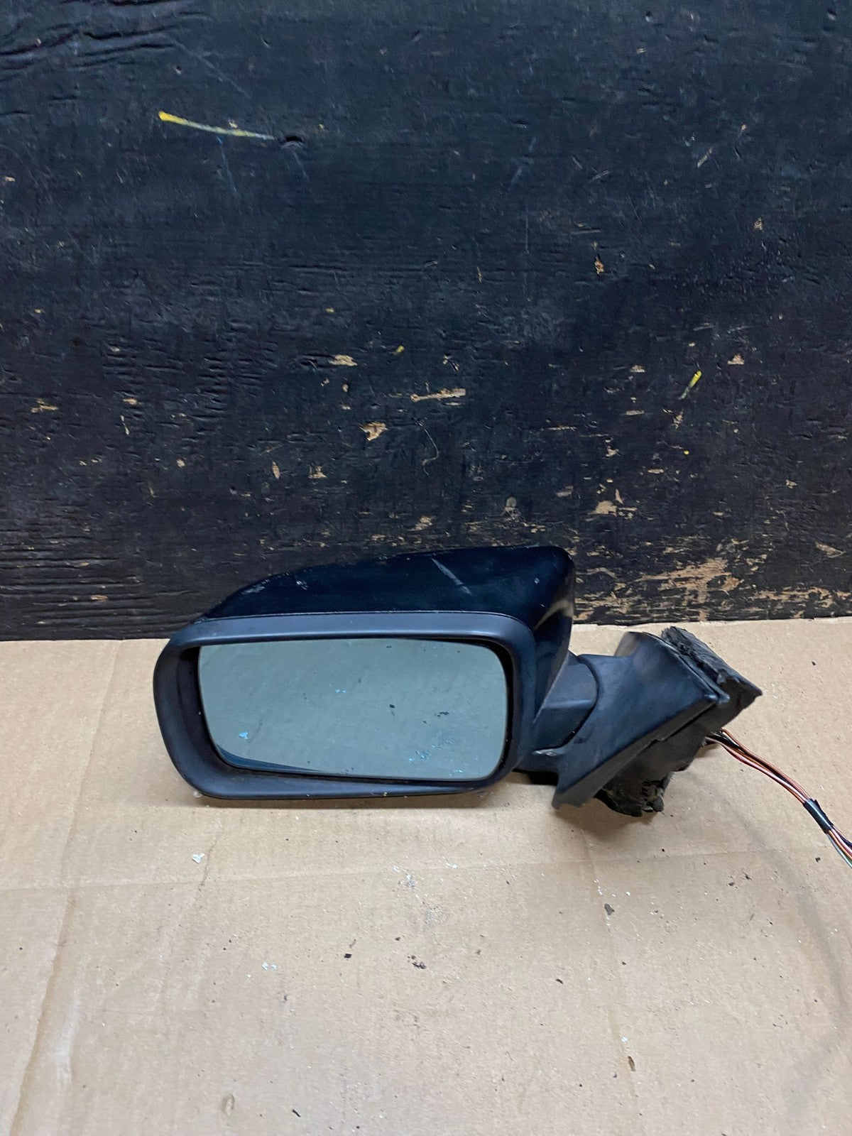 2001 2002 2003 BMW 3-Series Left Driver Lh Side View Door Mirror U6198 DG10