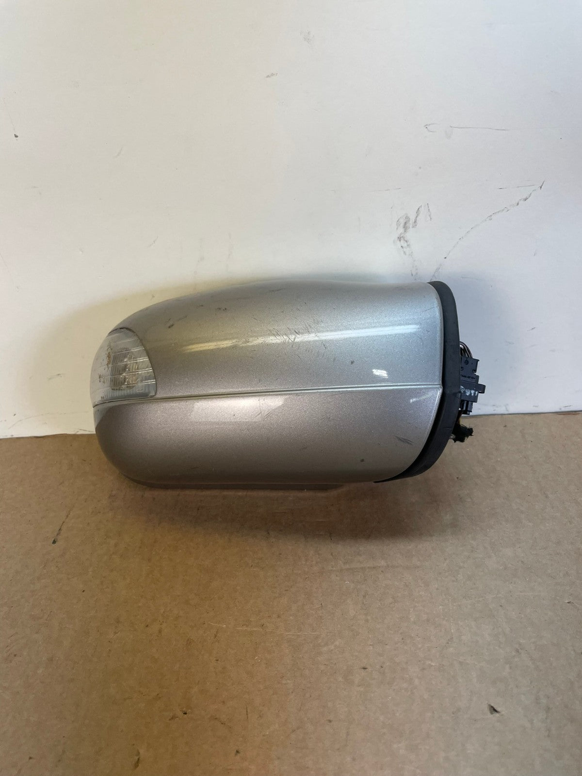 2000 - 2002 Mercedes-Benz E-Class Right Passenge Side View Door Mirror AH0266 LK0