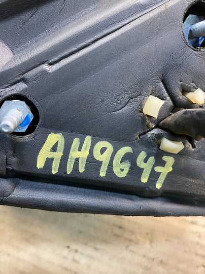 2003-2006 Chevrolet Tahoe Suburban Right Passenger Turn Door Mirror AH964712