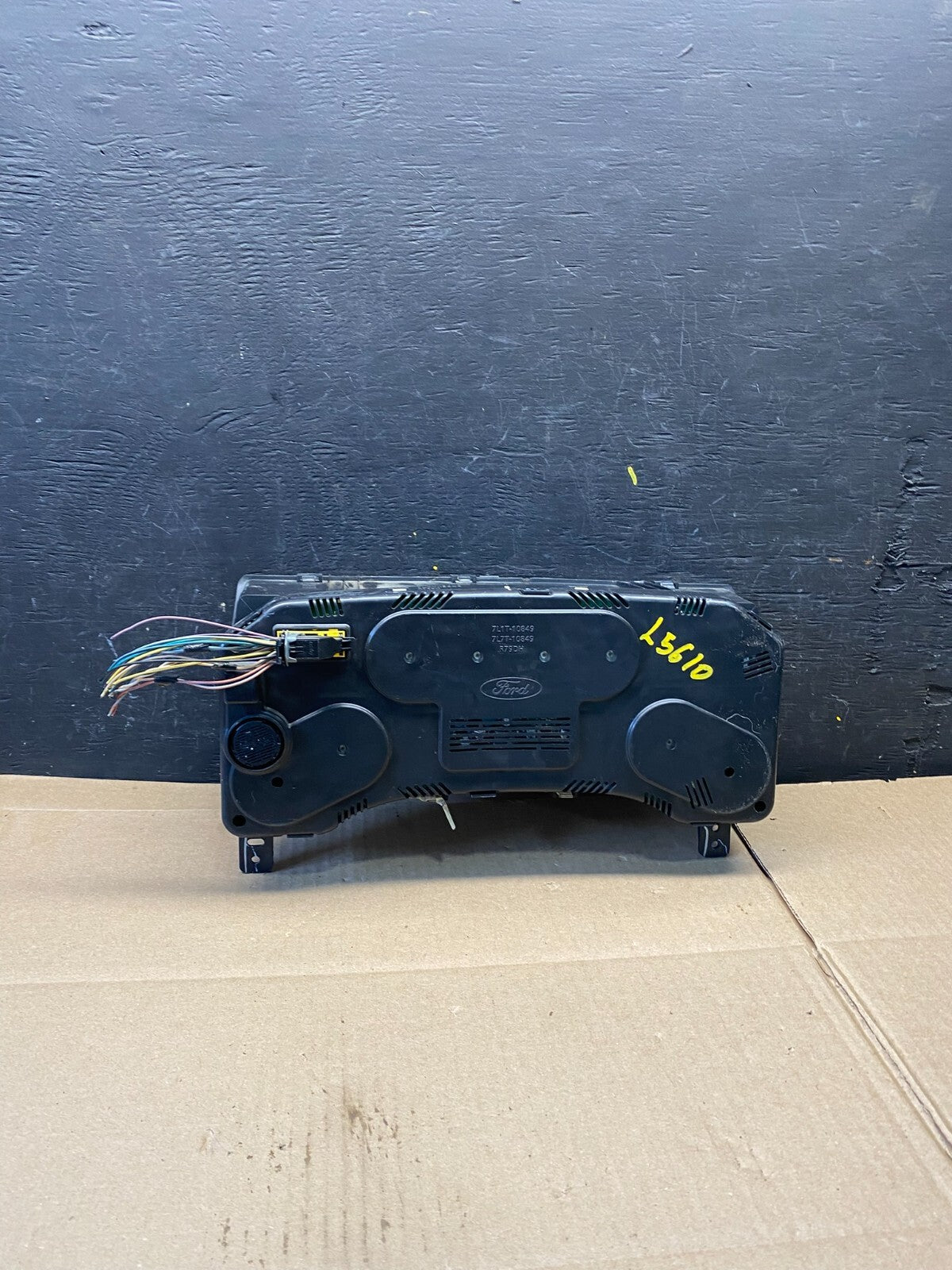 2007 to 2009 Lincoln Navigator Speedometer Gauge Cluster L5610 DG4
