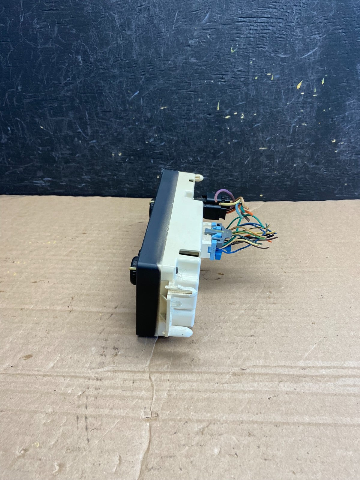2003 to 2006 Chevrolet Silverado HVAC Heater Climate Control Module af1944 DG2