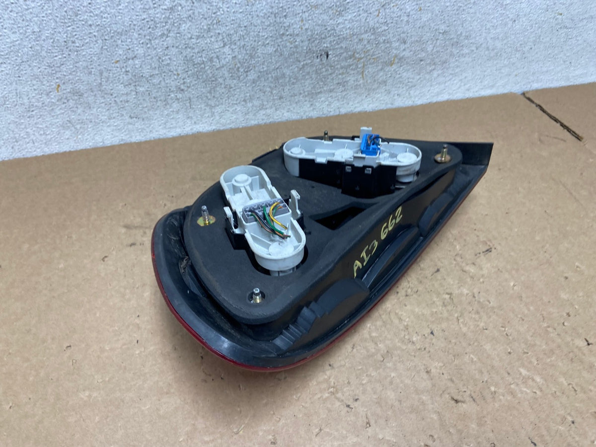 2001 to 2004 Volvo S40 Right Passenger RH Side Tail Light AI3662 LK5
