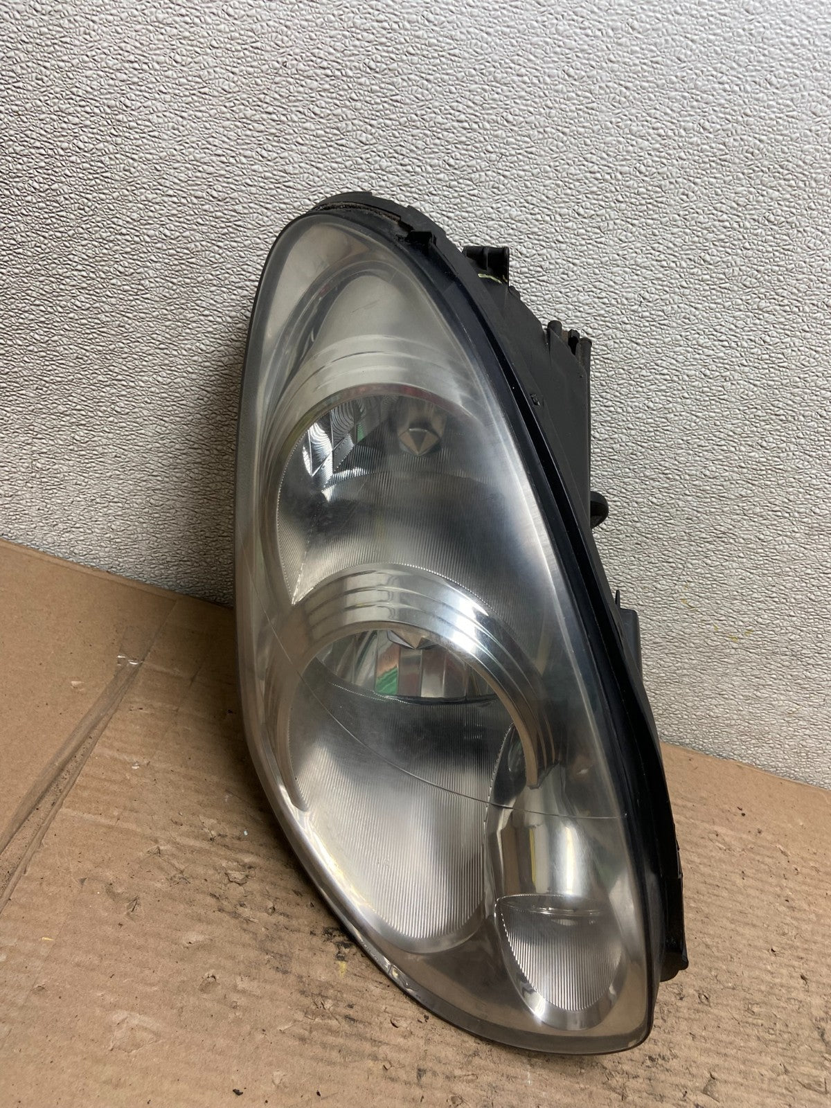 2005-2006 Infiniti G35 Right Passenger Hid Xenon Headlight Sedan Oem AA9729 DW0