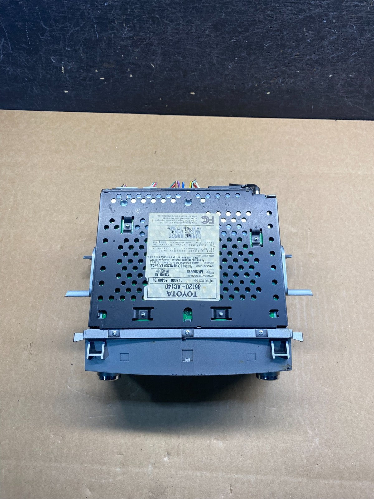 2005 2006 2007 Toyota Avalon AM FM CD Mp3 Radio Receiver AG7352 DG4