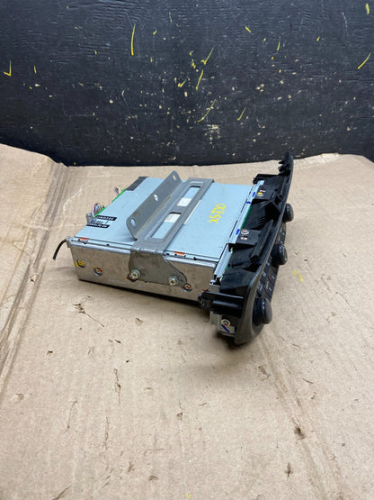 2005 to 2010 Honda Odyssey Am Fm Cd Player Radio Receiver X5730 DG1