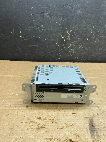 2013 to 2014 Ford Edge AM/FM Radio Reciever OEM w9833 DG0