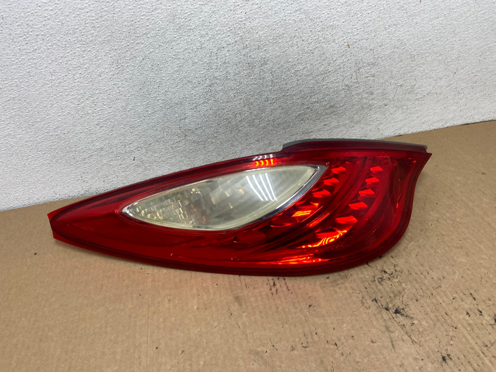 2007 to 2008 Toyota Solara Left Driver LH Side Tail Light AG2214 LK0