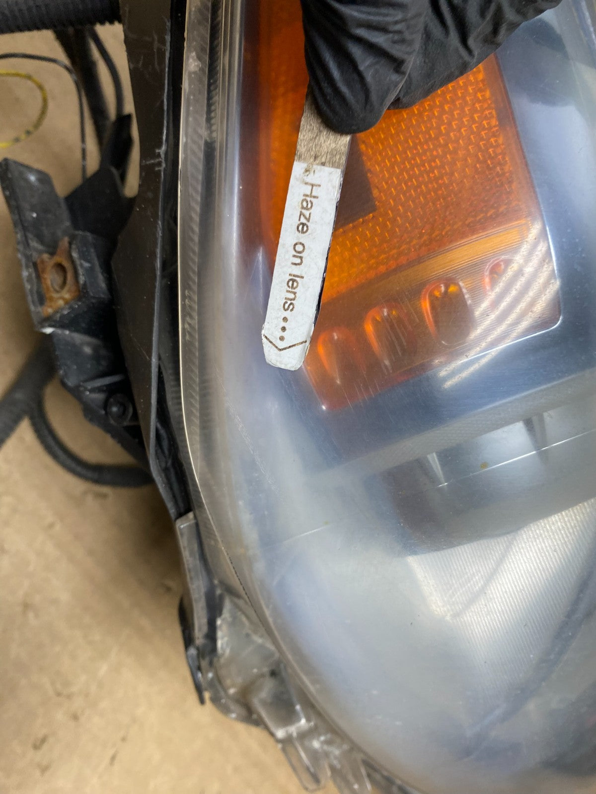 2010 - 2011 Toyota Prius Right Passenger Rh Blue Halogen Headlight AH4495 DW5