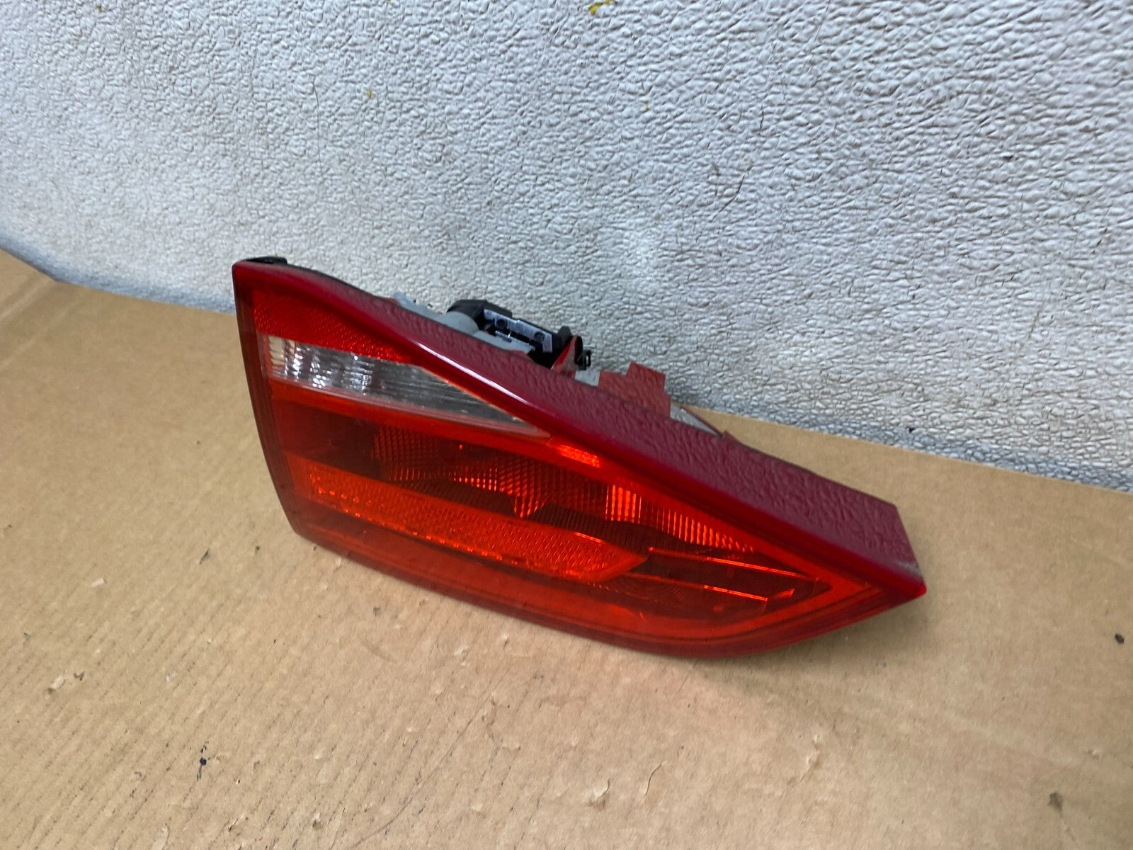 2009 2010 2011 2012 Audi A4 Sedan Right Passenger Inner Tail Light G9037 KC1