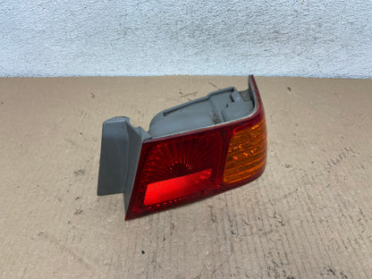 2000 to 2001 Toyota Camry Right Passenger Rh Tail Light AF3246 LK2