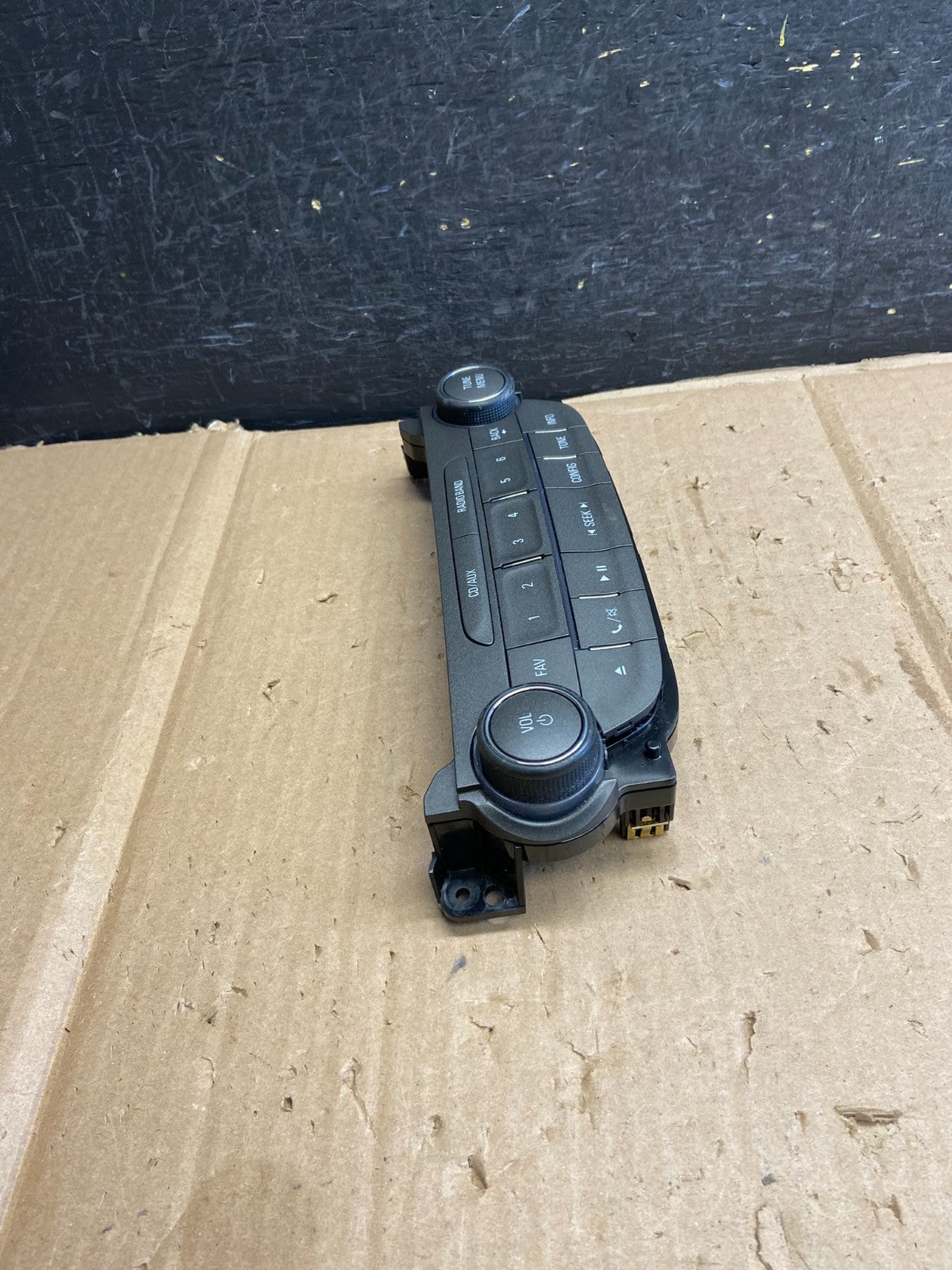 2013 Chevrolet Malibu AM FM Radio Control Panel AI2777 DG1
