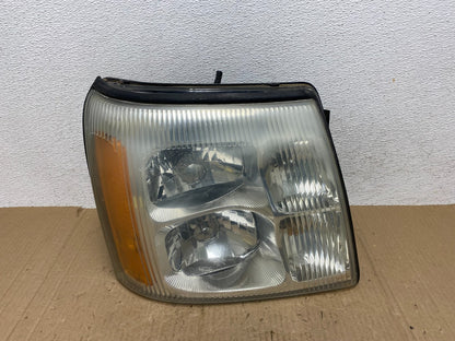 2002-2006 Cadillac Escalade Right Passenger Side Xenon Headlight AE9028 DW0