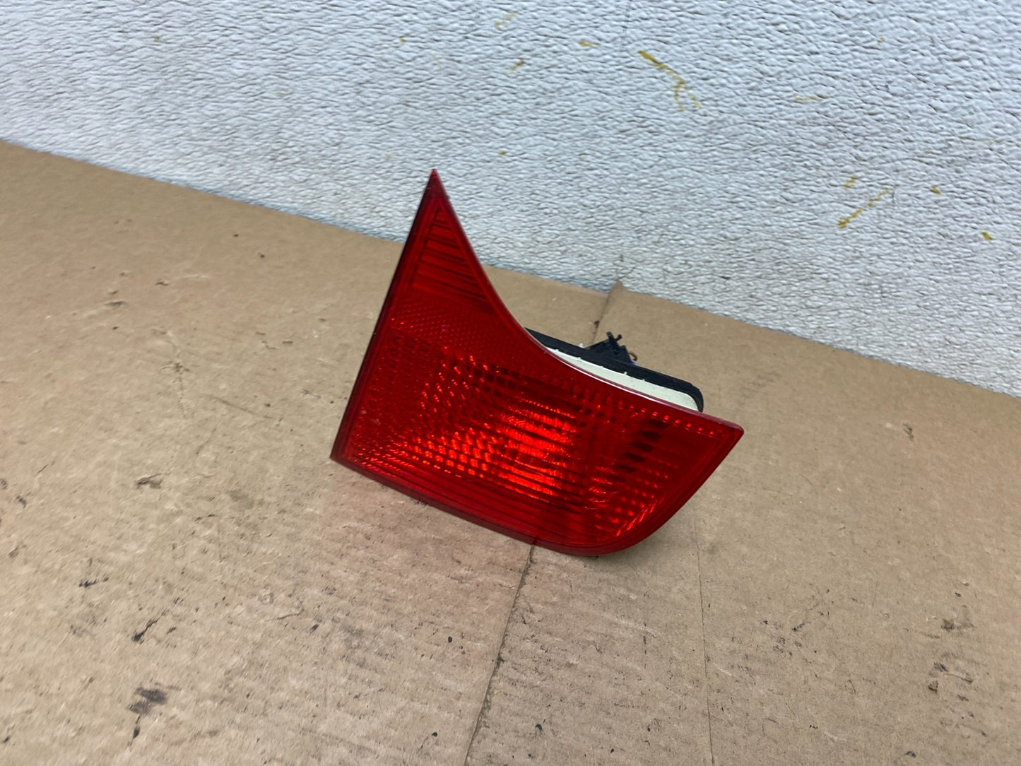 2004-2008 Audi A4 Sedan Right Passenger RH Side Inner Tail Light OEM P2623 DW1