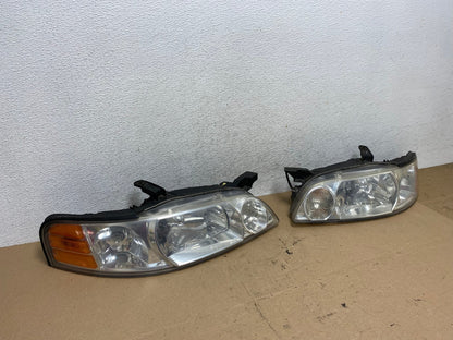 Sedan 2000 2001 Nissan Altima Headlights Left+Right AF4418 LK2