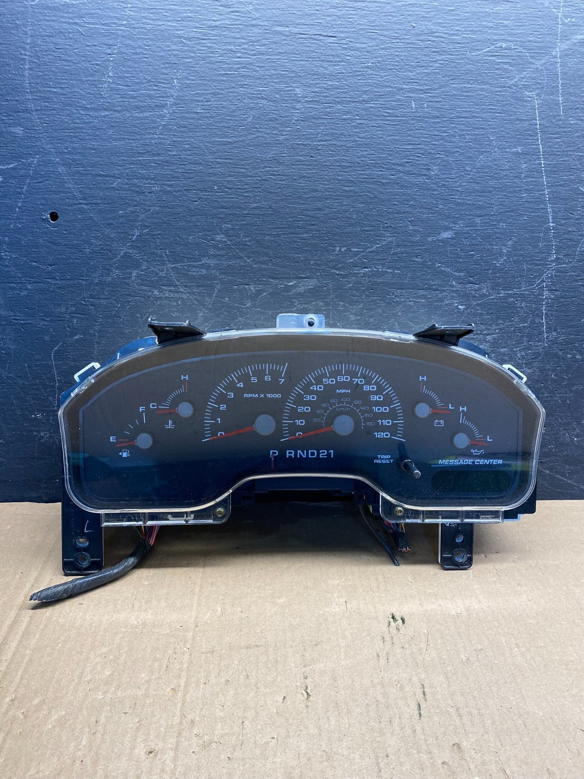 2000 2002 Ford Expedition Speedometer Instrument Gauge Cluster ae7622 DG0
