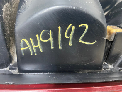 1999-2002 Chevrolet Silverado 1500 Right Passenger Side Tail Light AH9192 LK5