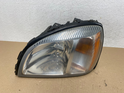 2000 to 2005 Cadillac Deville Left Driver LH Side Headlight AE6955 DW0