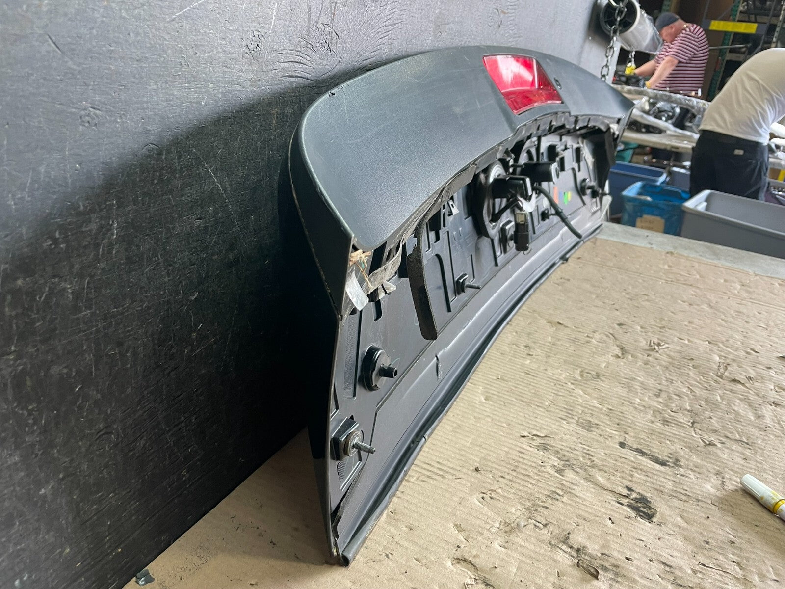 2011 2012 2013 2014 Ford Edge Rear Spoiler Wing 3RD Brake Light Oem L9674 DG12