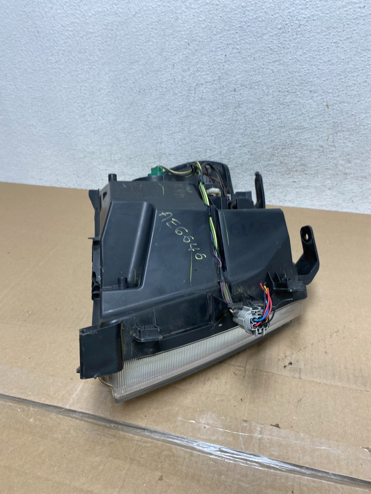 2012 to 2021 Nissan NV1500 NV2500 NV3500 Left Driver Headlight AE6646 DW10