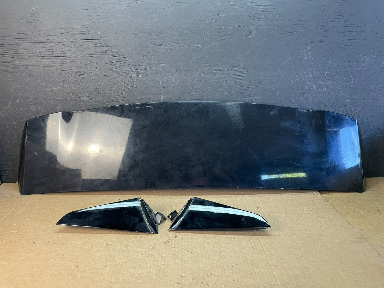 2020 to 2023 Ford Explorer Rear Liftgate Spoiler Wing ad0432 DG0