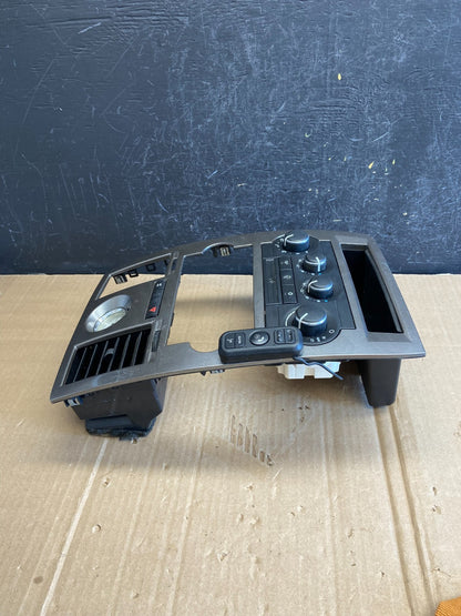 2005 to 2007 Chrysler 300 Dash Heater A/C Climate Control Radio Panel ad7098 DG1