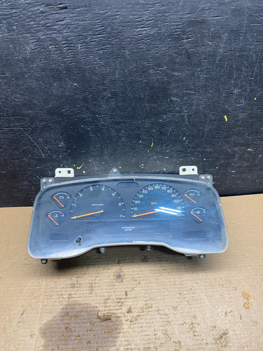 2001 2002 2003 Dodge Durango Speedometer Instrument Cluster Gauge R2452 DG0