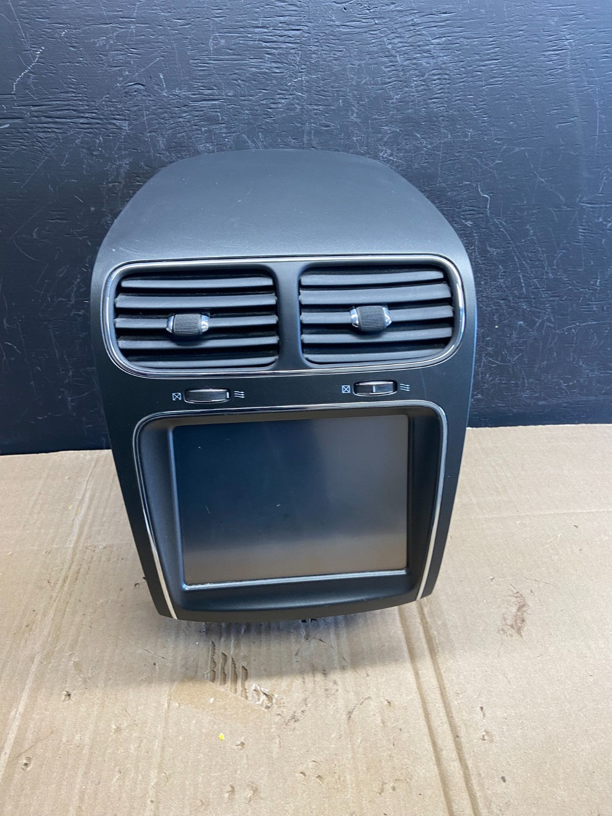 2011 to 2019 Dodge Journey 8.4 Radio Display Screen Air Vents ad7214 DG0