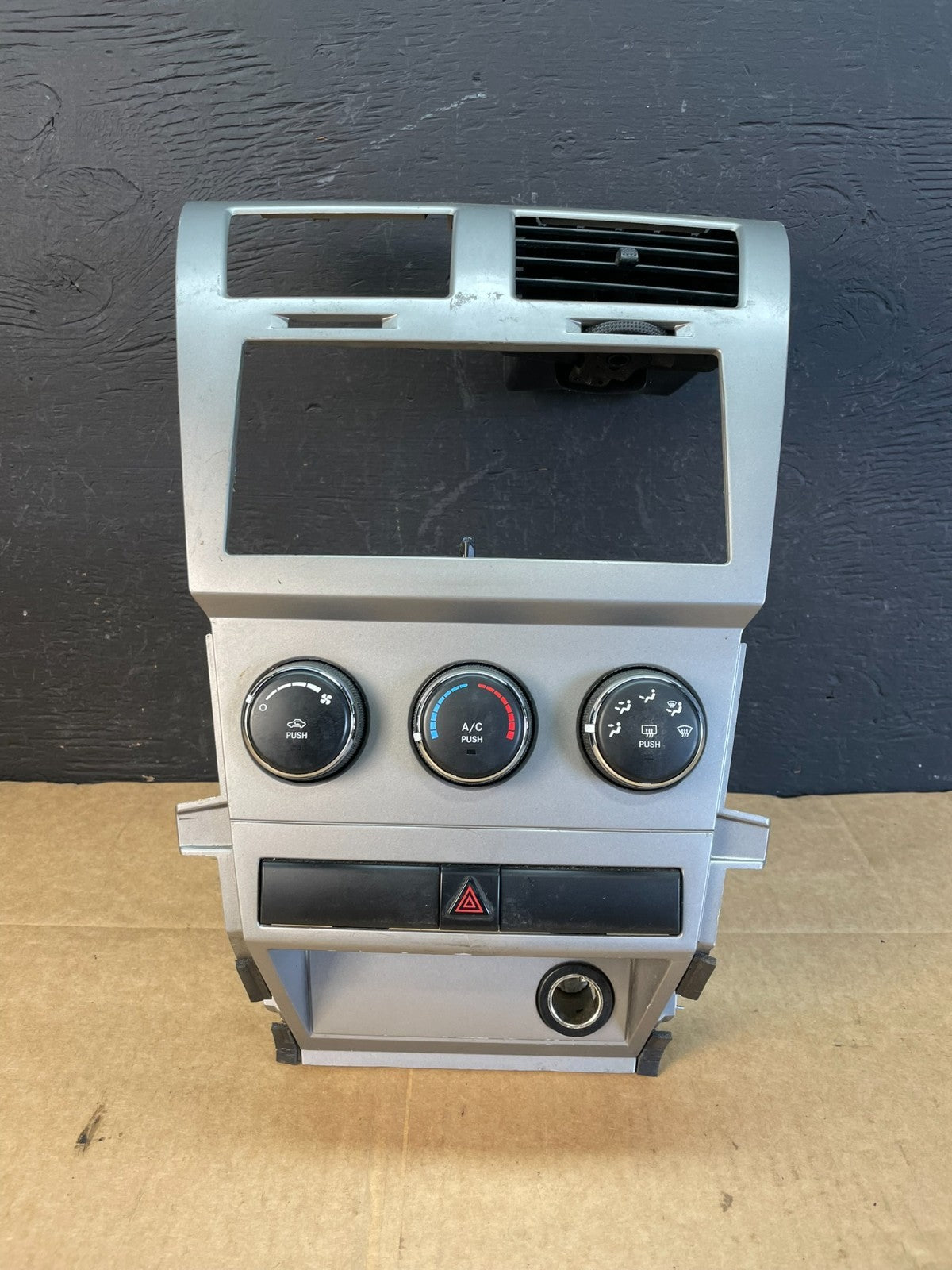 2008 2010 Dodge Avenger Center Dash A/C AC Climate Control Bezel Trim AC4983 DG0