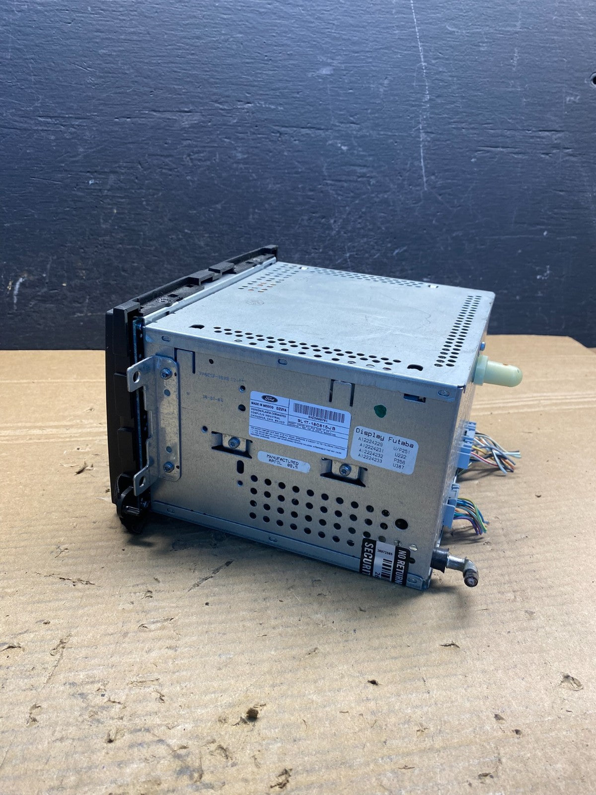 2009 Ford F150 Radio Stereo Audio AM/FM AD6590 DG1