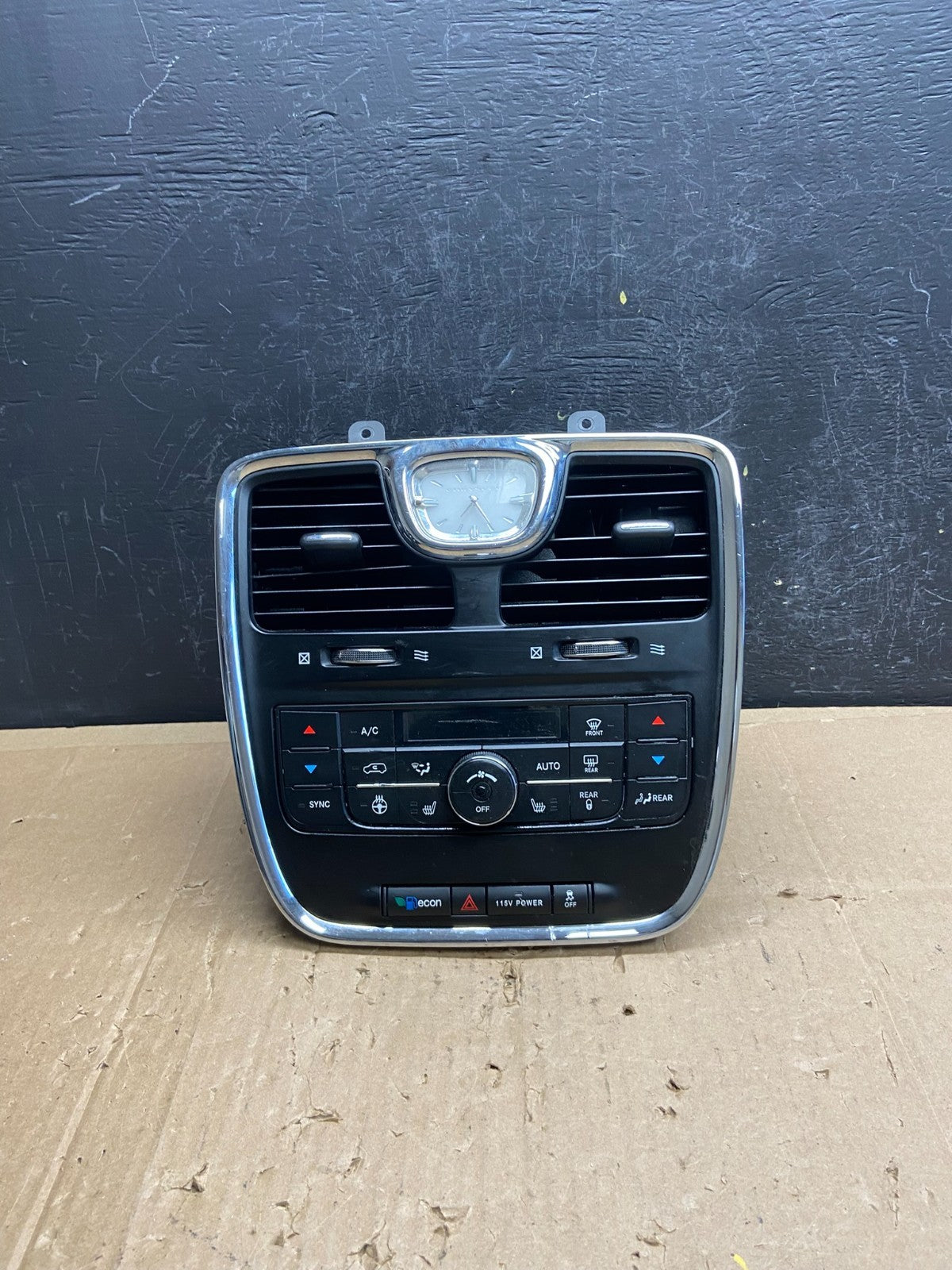 2011-2016 Chrysler Town Country Climate Control Panel Center Dash Trim ad6847 DG0