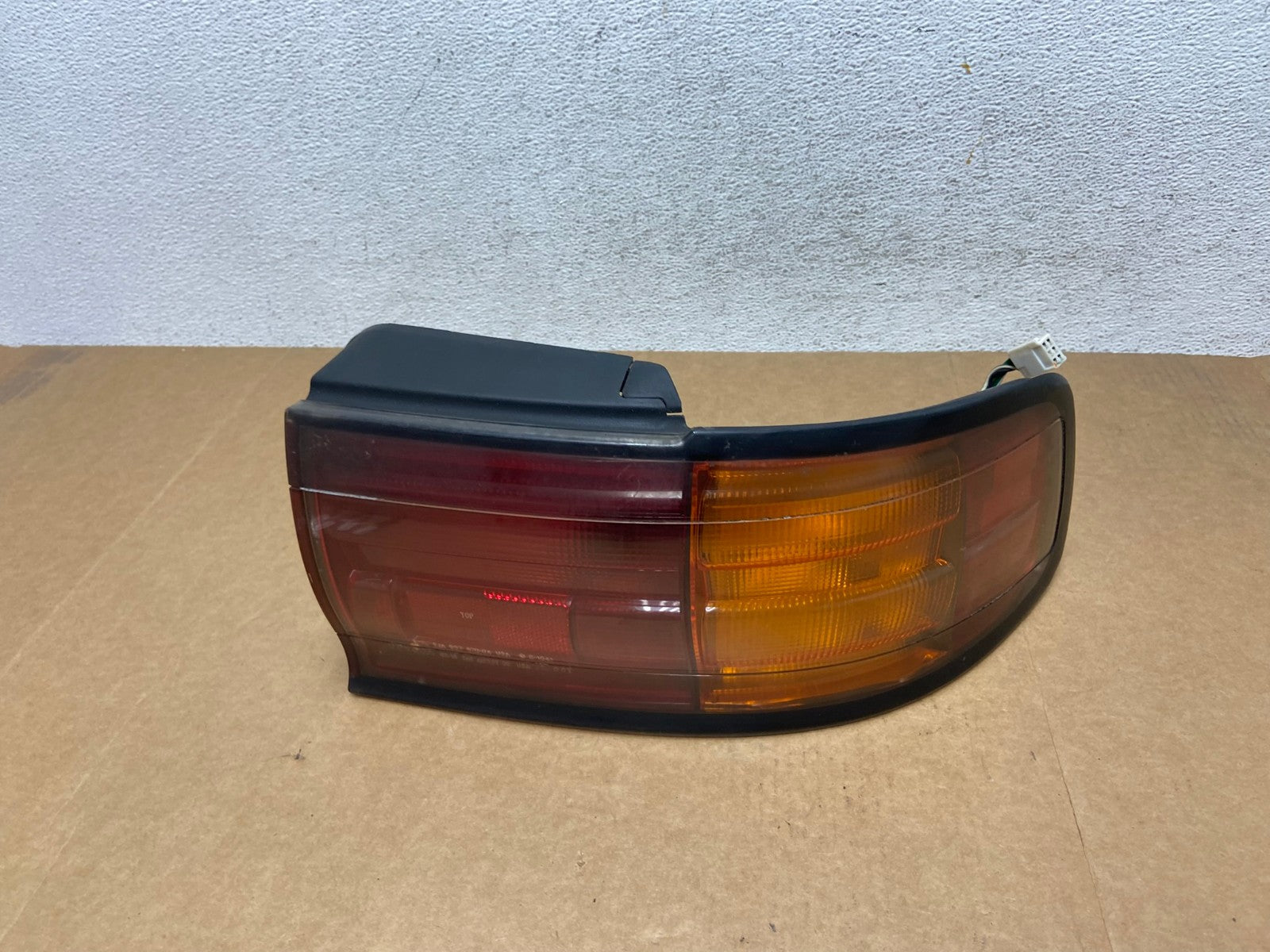 1992 1993 1994 Toyota Camry Right Passenger RH Side Tail Light AE2914 LK0