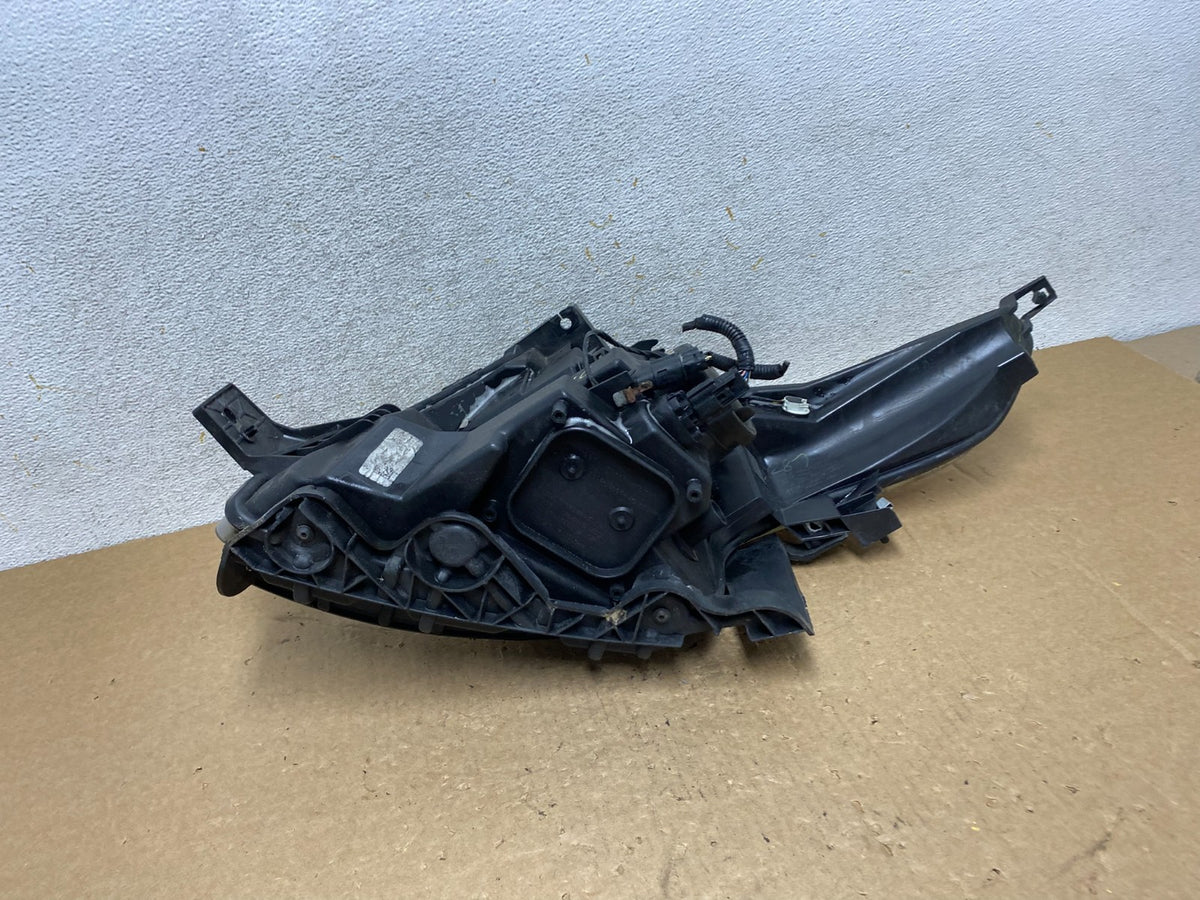 2011 to 2015 Ford Explorer Right Passenger Halogen Headlight AI3596 DW7