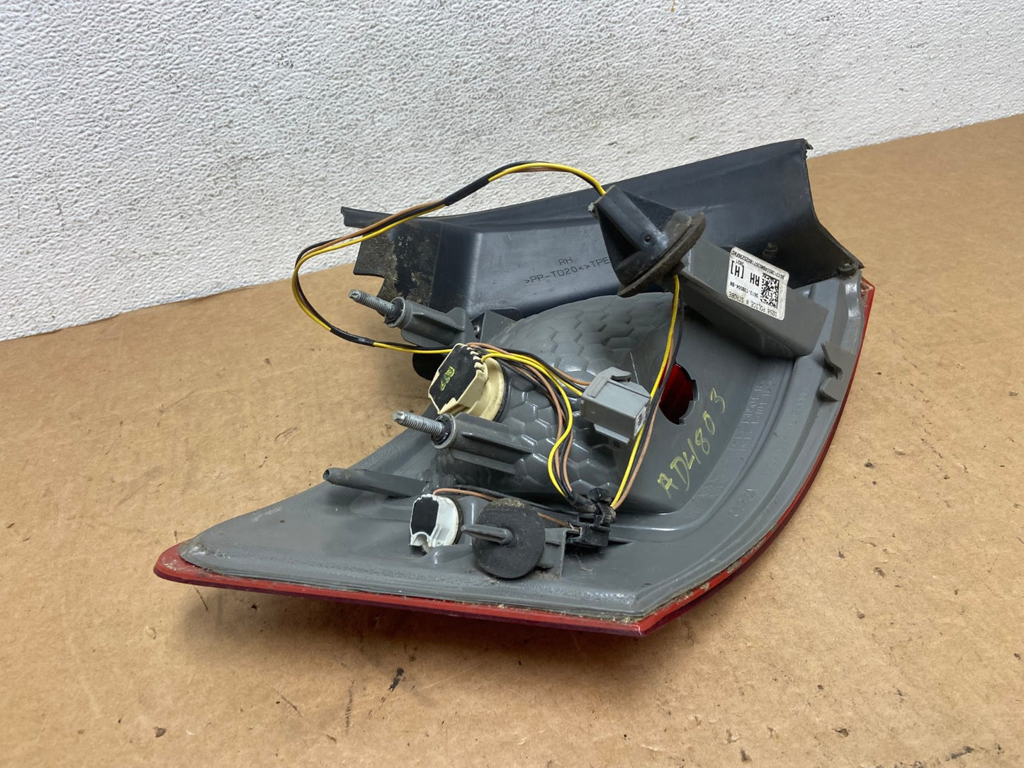 2014 to 2018 Ford Taurus Interceptor Right Passenger RH Tail Light AD4803 LK5