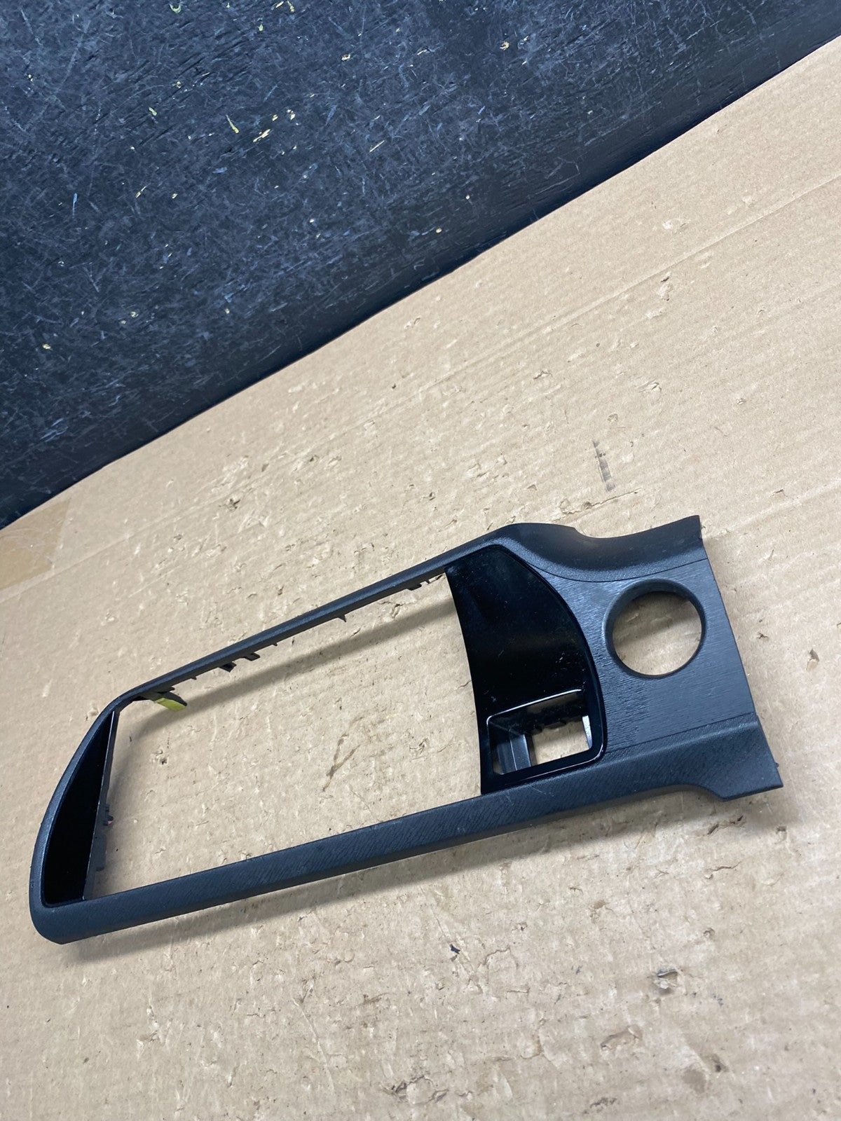 2015 to 2017 Toyota Prius C Radio CD Player Screen Bezel Trim AG8483 DG1