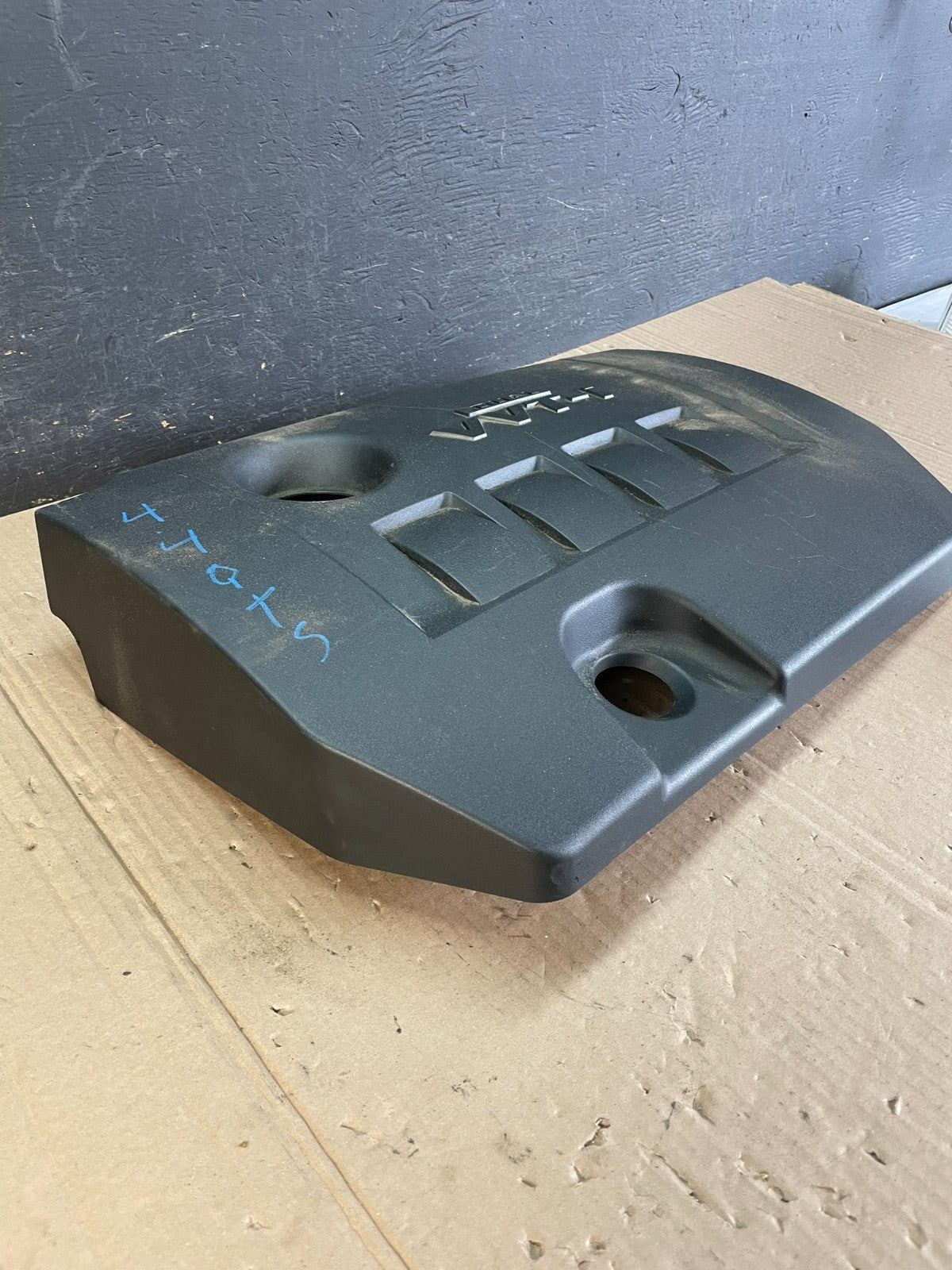 2014 to 2019 Toyota Corolla VVT-I Engine Cover Top Trim Panel AD8701 DG1
