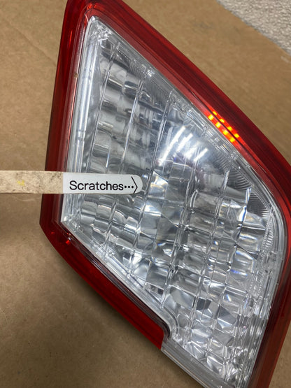 2007-2009 Toyota Camry Hybrid Right Passenger Side Inner Tail Light Oem Z1296 DW3